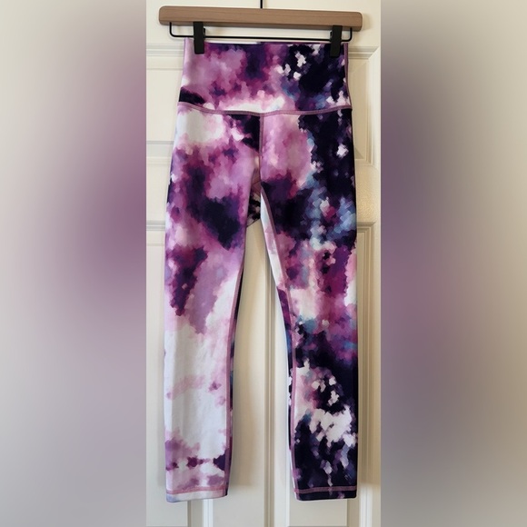 Lululemon Women’s Athletic Leggings Size 4 - Picture 1 of 10